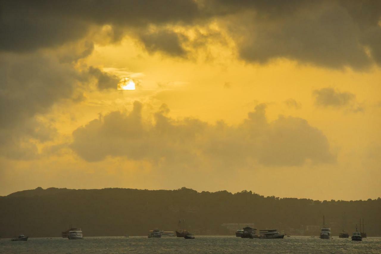 Blue Beach Grand Resort And Spa Rawai Экстерьер фото