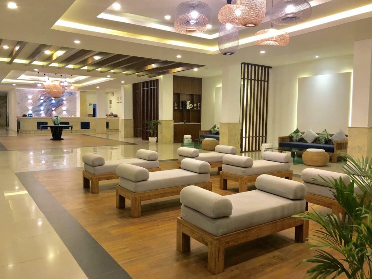 Blue Beach Grand Resort And Spa Rawai Экстерьер фото